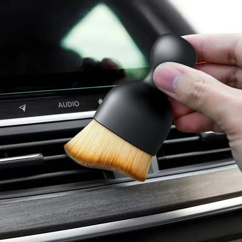 Cepillo de Limpieza para Interior de Auto – Suave y con Estuche